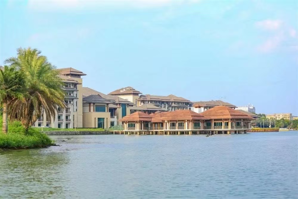 雅居乐民森迪茵湖小镇|均价约30000元