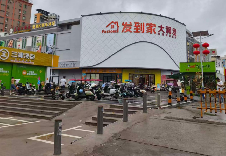 白石新盘 金润 A 座） 248 套  精装公寓 8-10 万/套  精装一房 12