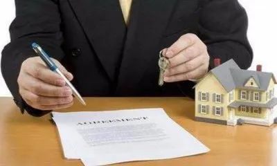 签订时要约定好房产过户和交房的时间