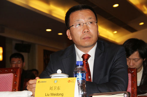 刘卫东与华特公司签订了前期物业服务合同
