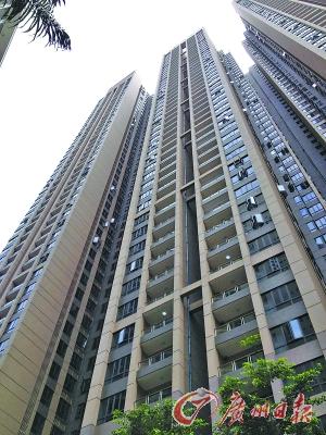 租金参照市场租金并由政府负担税费