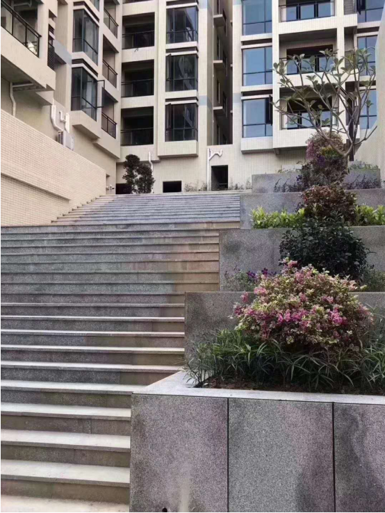 长安滨海蓝湾一房二厅：47㎡均价：8500元/㎡