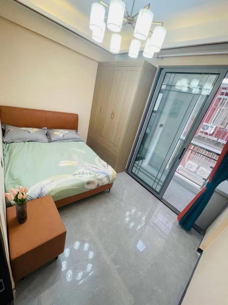 龙华盛荟华庭